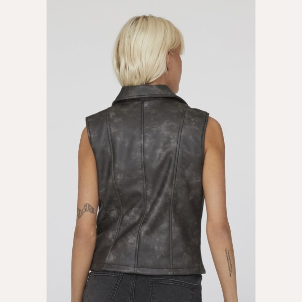 Sisters Point Dazia Vest 