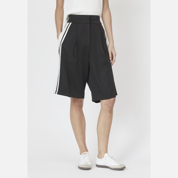 Sisters Point Galya shorts