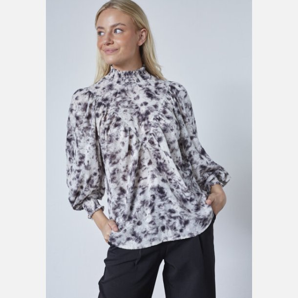 Sisters Point Given bluse