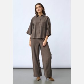 Sisters Point Verina Shirt Dark Earth 