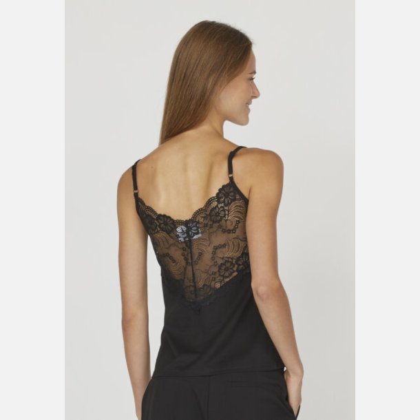 Sisters Point Vumi Top Black