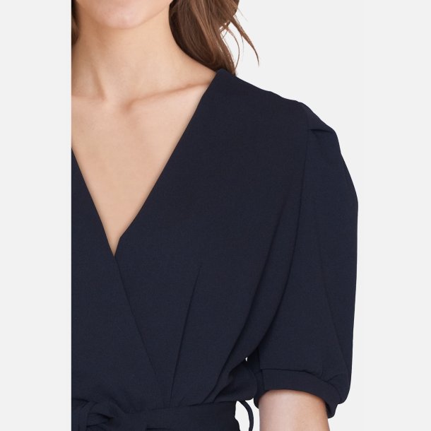 Sisters Point Nasa bluse