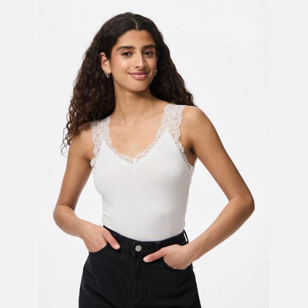 Pieces Barbera Lace Top White