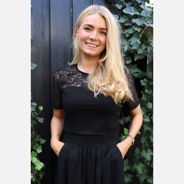 Liberte Essentiel Isa Lace top kortrmet