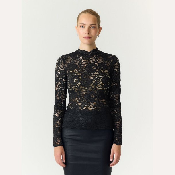 YAS Lacey LS Lace Top Black
