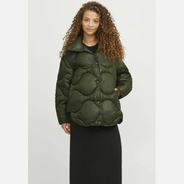 JJXX Stella Shiny Quilted Jakke Grn