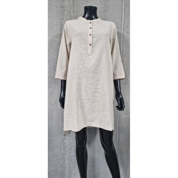 Inies Hr tunic curve