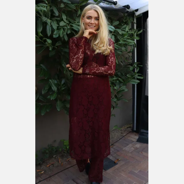 Liberte Essentiel Lacy long dress