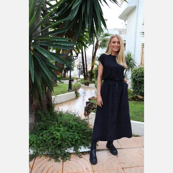 Liberte Essentiel Alma nederdel dark grey leo