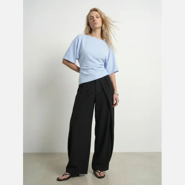 HYPEDROP Yuri SS Draped Top Ice Water