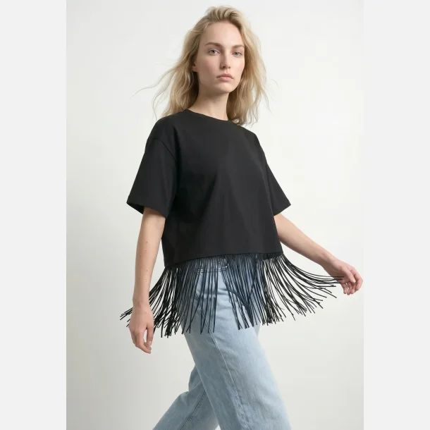 HYPEDROP Leslie SS Boxy Fringe T-Shirt Black 