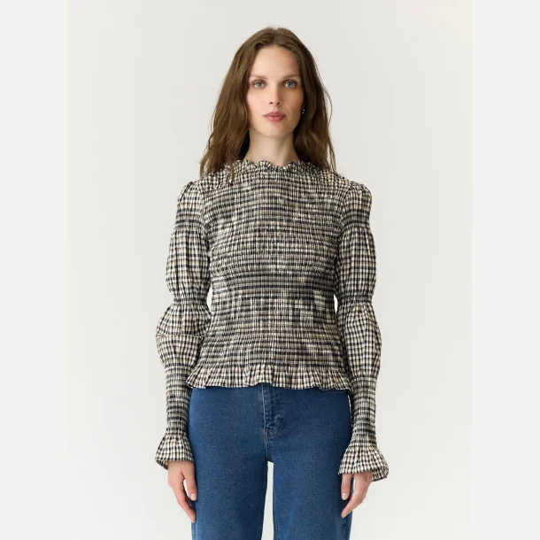 YAS Chemma LS Smock Top
