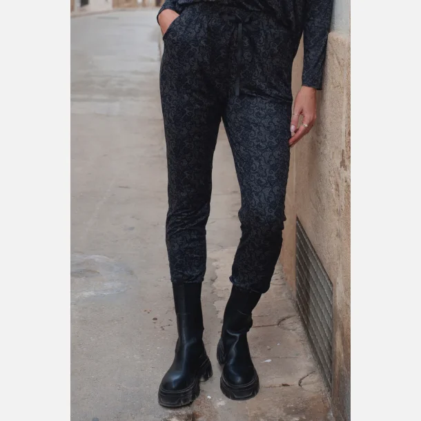 Liberte Essentiel Alma bukser black lace