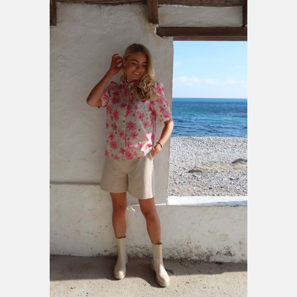 PREORDER Liberte Essentiel Freddy Shorts Sand