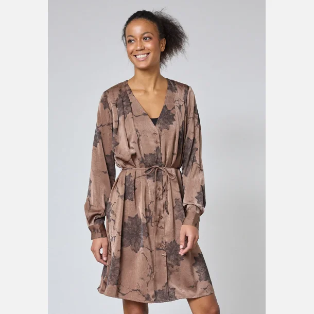 Sisters Point Esava Dress Brown Flower