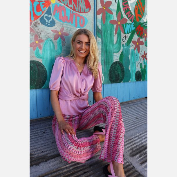 PREORDER Liberte Essentiel Tiki SS Twist Blouse Dusty Rose 