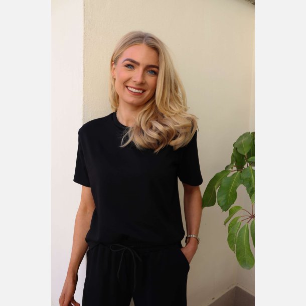 Liberte Essentiel Henne t-shirt sort