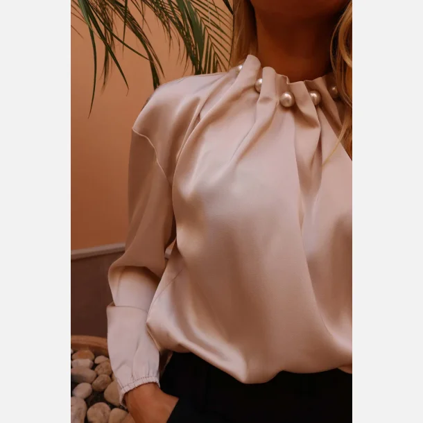 Liberte Essentiel Pip Pearl Blouse Champagne