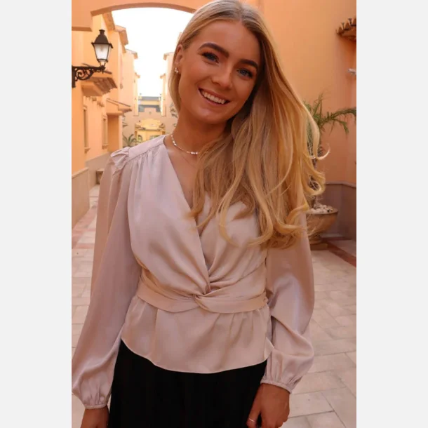 Liberte Essentiel Tiki Twist Blouse Champagne 