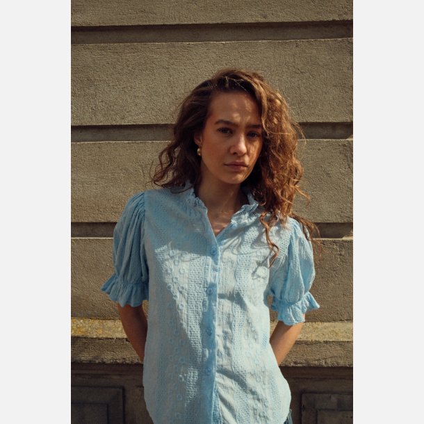 Noella Luma bluse bl eller hvid