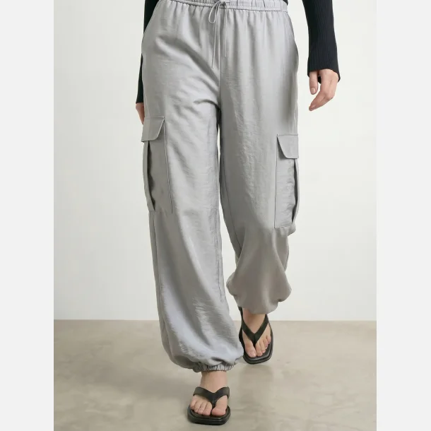 PREORDER HYPEDROP Janet MW Cargo Pants Griffin
