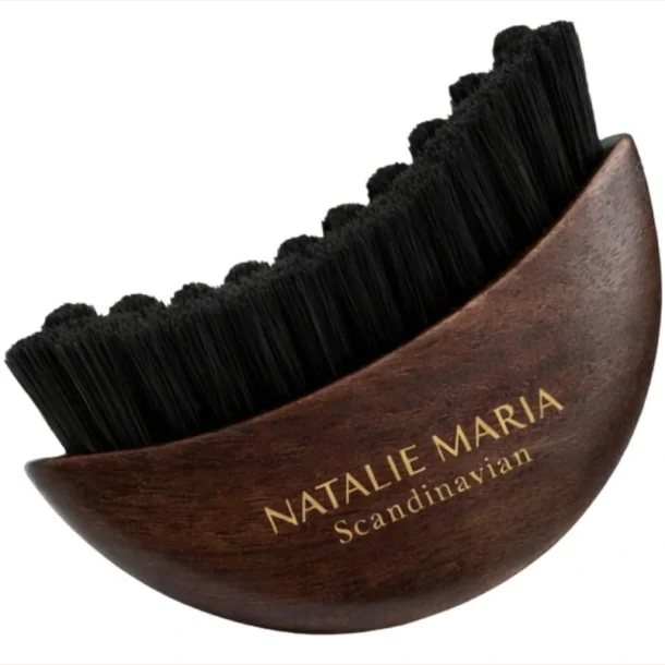 Namiso Natalie Marie Scandinavian Depuff Face Brush Valn�d