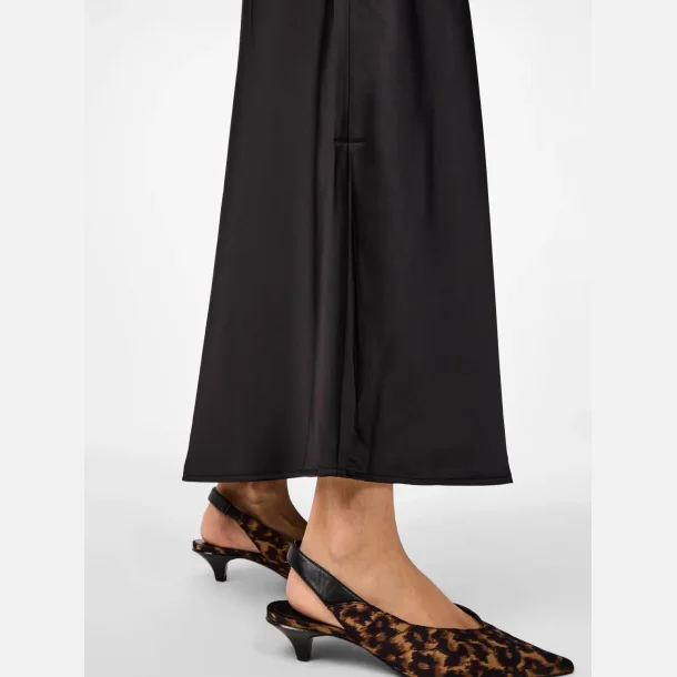 YAS Pella nederdel sort midi 