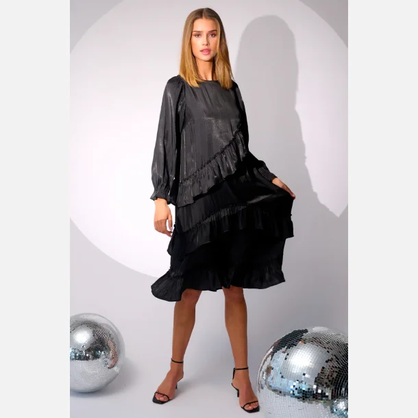 Noella Sierra frill kjole