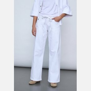 Sisters Point Onea Belt Jeans White