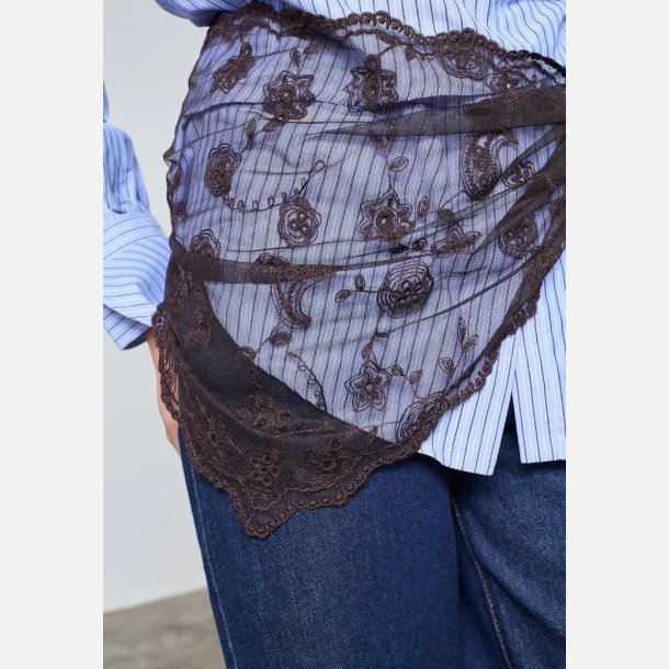 Sisters Point Scarf Chocolate