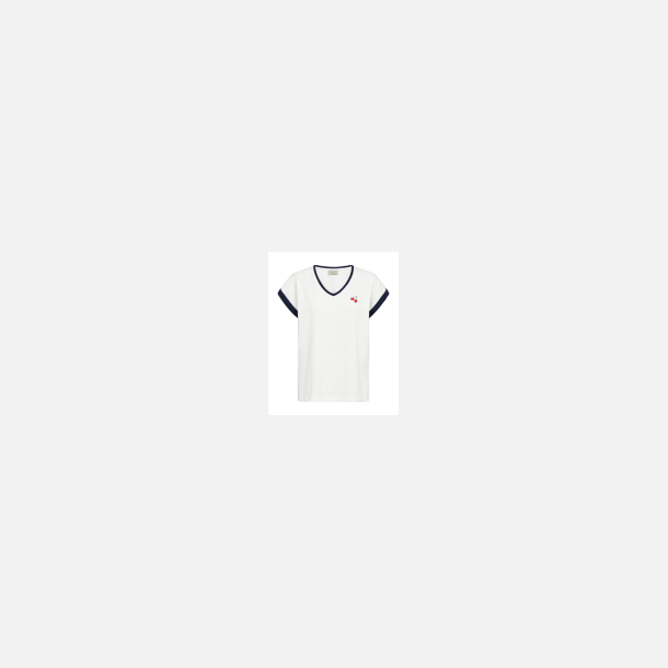 Freequent Viva Tee Embroidery Star Off-White W. Navy Blazer