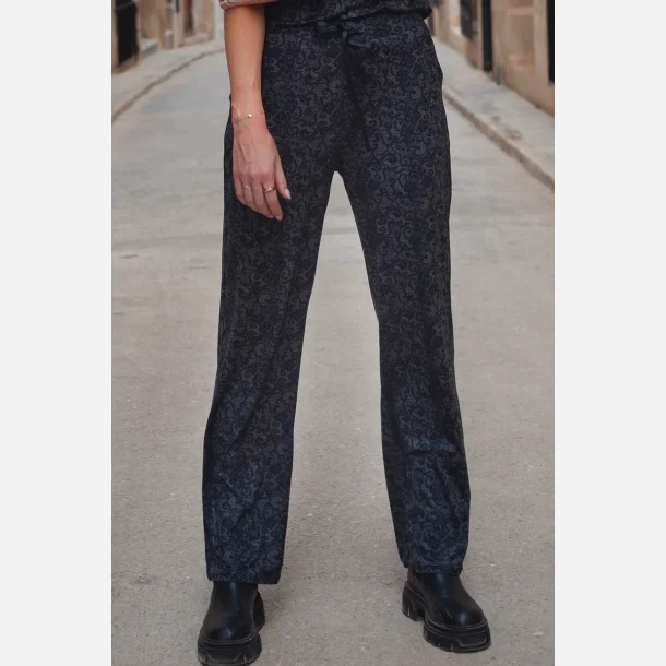 Liberte Essentiel Alma WIDE PANTS black lace